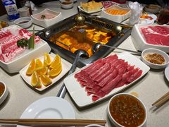 -海底捞火锅鲜切牛肉主题店(长寿路店)