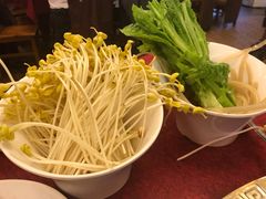 -山城年华老火锅(玉林店)