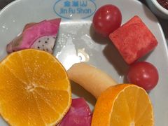 -金滏山烤肉·海鲜·火锅自助餐厅(襄阳万达店)