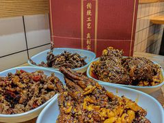 -鑫记婆婆兔·成都特产·兔头手撕兔(太古里店)