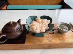 龙井虾仁-柳莺湖上·湖景餐厅·江南菜(西湖店)