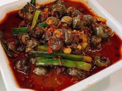 -凤凰路何眼镜香辣蟹(花果园店)