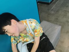 -荒岛实景沉浸密室(江汉路1店)
