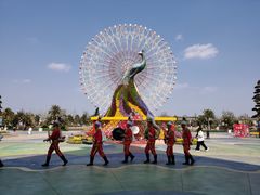 -七彩云南欢乐世界