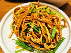 -二孃鸡爪爪(东风路总店)