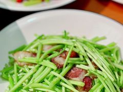 -莲餐厅·湖北菜·潜江小龙虾店(愚园路店)