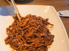 -严记小天府酸菜鱼(西四路店)