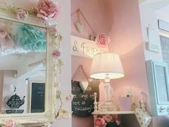 -Halladays Tea Rooms