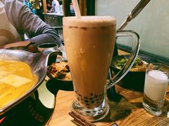 大红袍珍珠奶茶-湊湊火锅·茶憩(杭州湖滨银泰in77店)