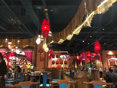 大堂-老滇山寨•云南特色菜•地方菜•民族风情歌舞表演(金碧店)