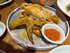 -头上红煨盐鸡·非遗院子餐厅
