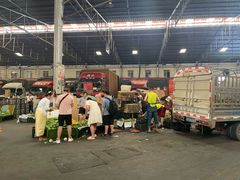 -曼阁市场水果批发市场
