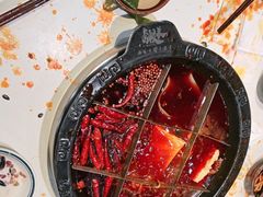 -卤校长老火锅(杨家坪直营店)