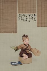 -小熊维尼高端儿童摄影(南山信和店)