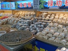 -沃尔玛购物广场(霖雨路店)