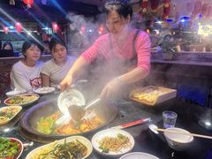 -鱼窝棚柴火铁锅炖(富山屯店)