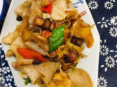 野生竹耳炒肉-禾悟农·农家私房菜