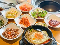 -唯成•韩国炭火烤肉 유성고기