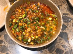 -肖肖酸萝卜鱼火锅(总店)