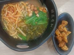 -桂在香知桂林米粉(红博中央公园店)