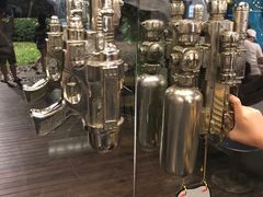 -莓园冰淇淋店