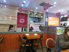 大堂-周鱼小馆石锅酸菜鱼(活力汇店)