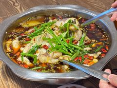 -乡土特色.冷锅鱼.牦牛肉汤锅