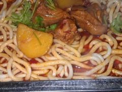 -许西美食一条街