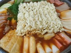 传统部队火锅-the frypan韩国炸鸡啤酒(五路居店)