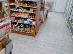 -全家便利店(孩儿巷店)