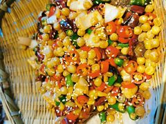 -临界音乐酒馆·小龙虾·江湖菜(华熙LIVE·鱼洞店)