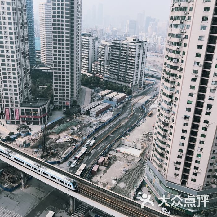 三阳路-地铁站