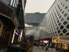 -杭州滨江宝龙城