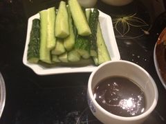黄瓜沾酱-来顺成饭庄