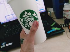 燕麦拿铁咖啡-星巴克(远洋店)