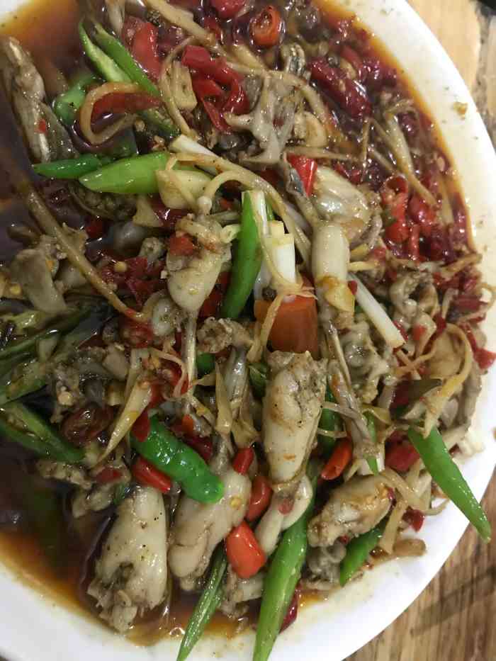 大地夜宵-"「干煸泥鳅」地道的地方特色菜,味道鲜美,.