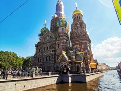 -滴血救世主教堂