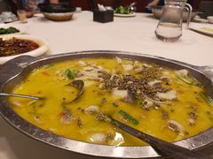 -鑫巴蜀小镇 · 水煮鱼专研店(玉桥店)