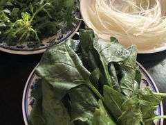 -东巴谷野生菌火锅餐厅
