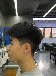 -藤野造型烫发染发