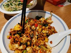 -聚鑫朋酸菜肥肠(文艺路口店)