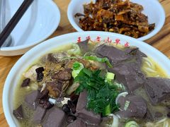 -文山荷鲜居(翠湖店)