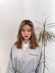 -SWANK SALON