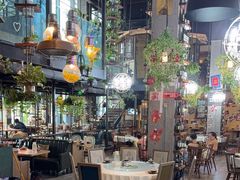 -临界音乐酒馆·小龙虾·江湖菜(华熙LIVE·鱼洞店)