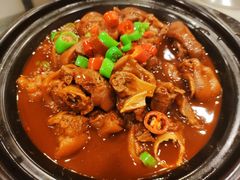 原汁酱烧猪手-茶叁酒肆·楚味江湖(菱角湖店)