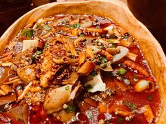 -老滇山寨•云南特色菜•地方菜•民族风情歌舞表演(金碧店)