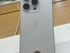 -Apple零售店(济南恒隆广场店)