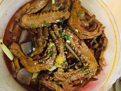 -张大师鸭爪爪特色干锅(南湖店)