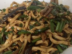 农家红炒长鱼炒面-三百碗宝应长鱼面(板仓街店)