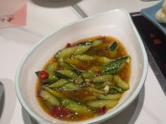 -黄记煌三汁焖锅(新佳丽江汉路店)